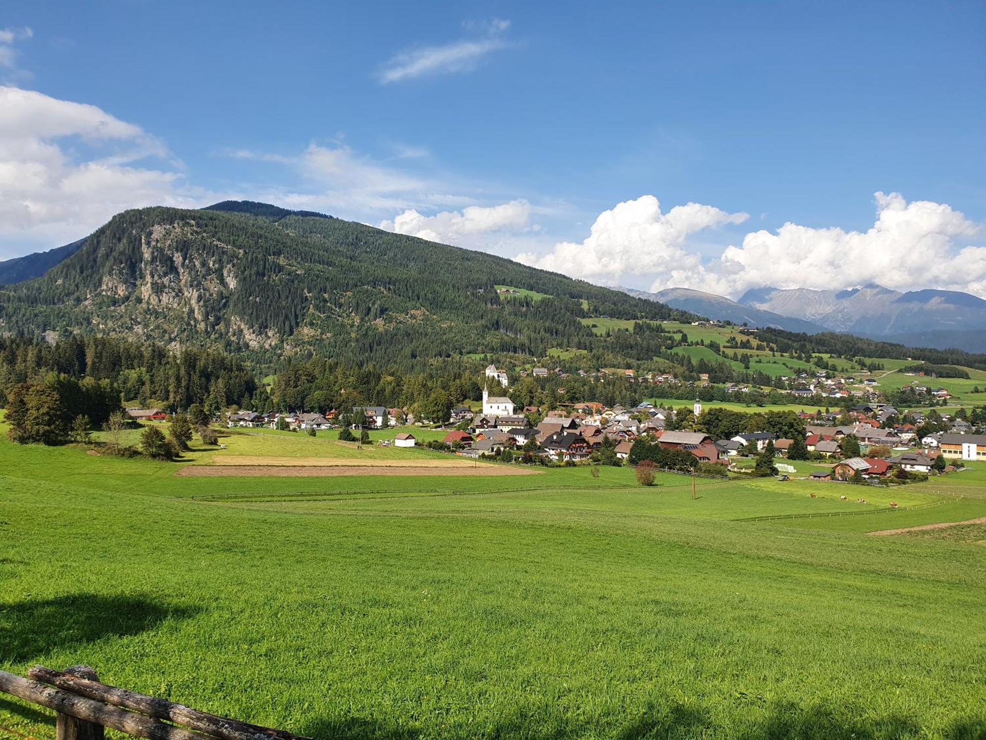 Ferienwohnungen Haus-Holzer Mauterndorf  Luaran gambar