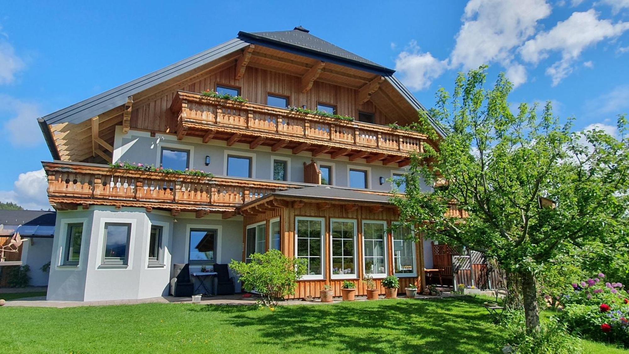 Ferienwohnungen Haus-Holzer Mauterndorf  Luaran gambar